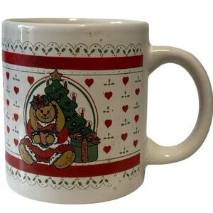 Vtg Xmas Cup Mug bear & Christmas tree AOP hearts